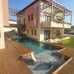 Ελέγξτε τη διαθεσιμότητα